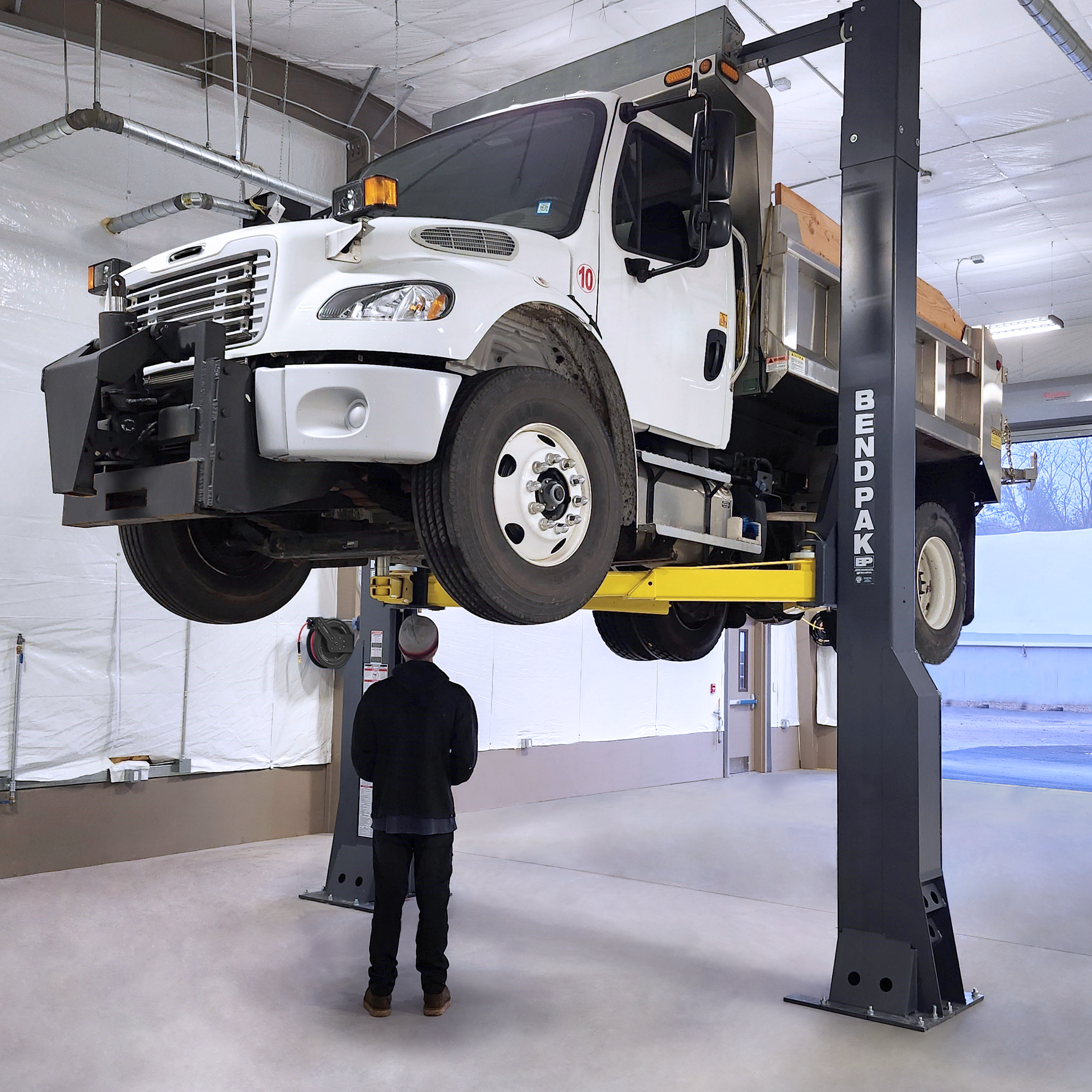 192-Inch Extended Height with 20,000-lb. Capacity