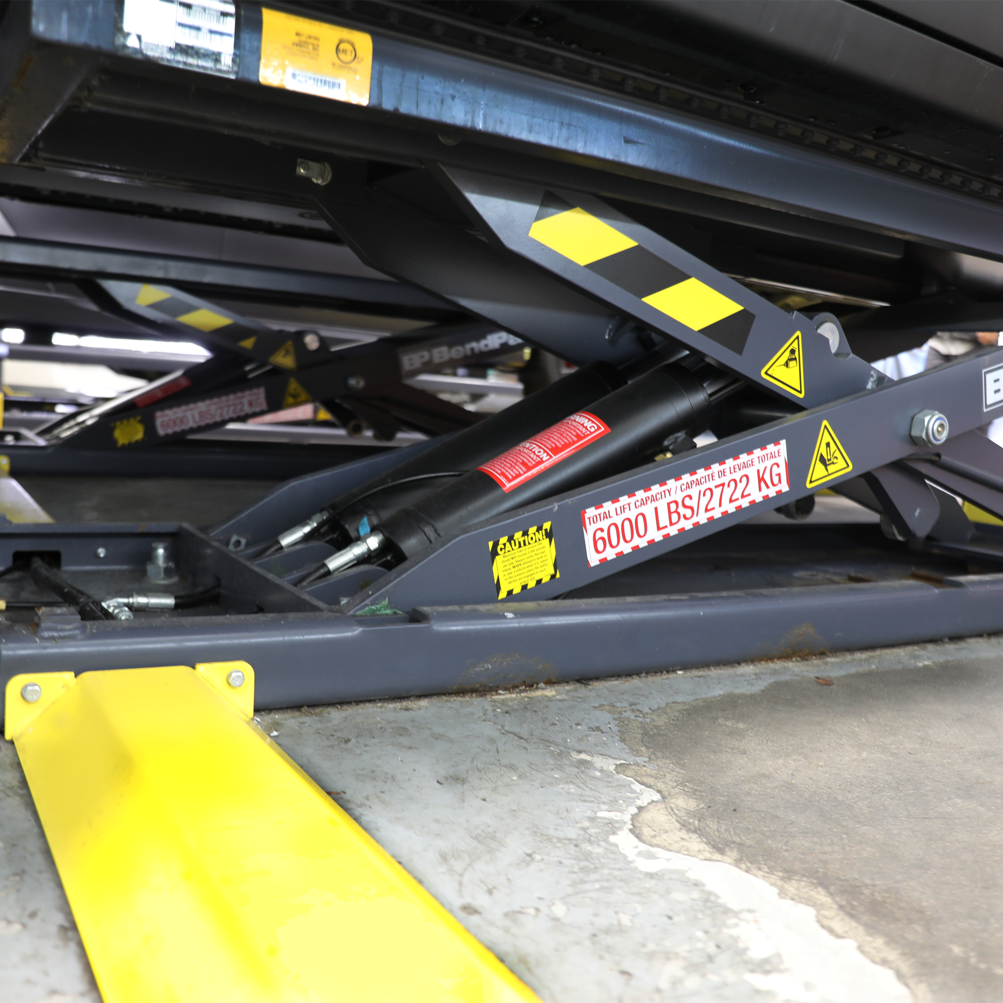Automatic Locks and Serviceable Wear Points