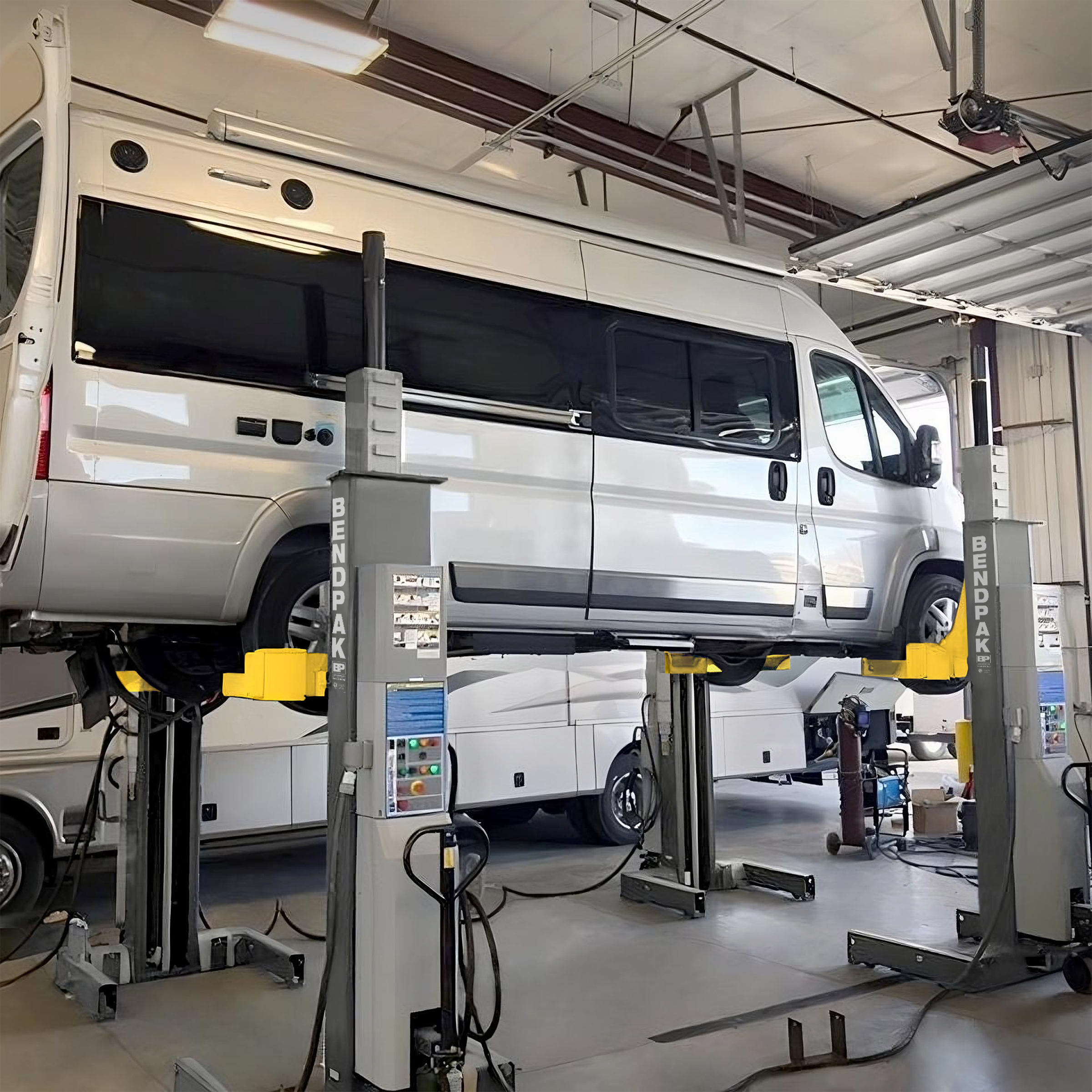 Built for Long Service Life and Safer Heavy Lifting