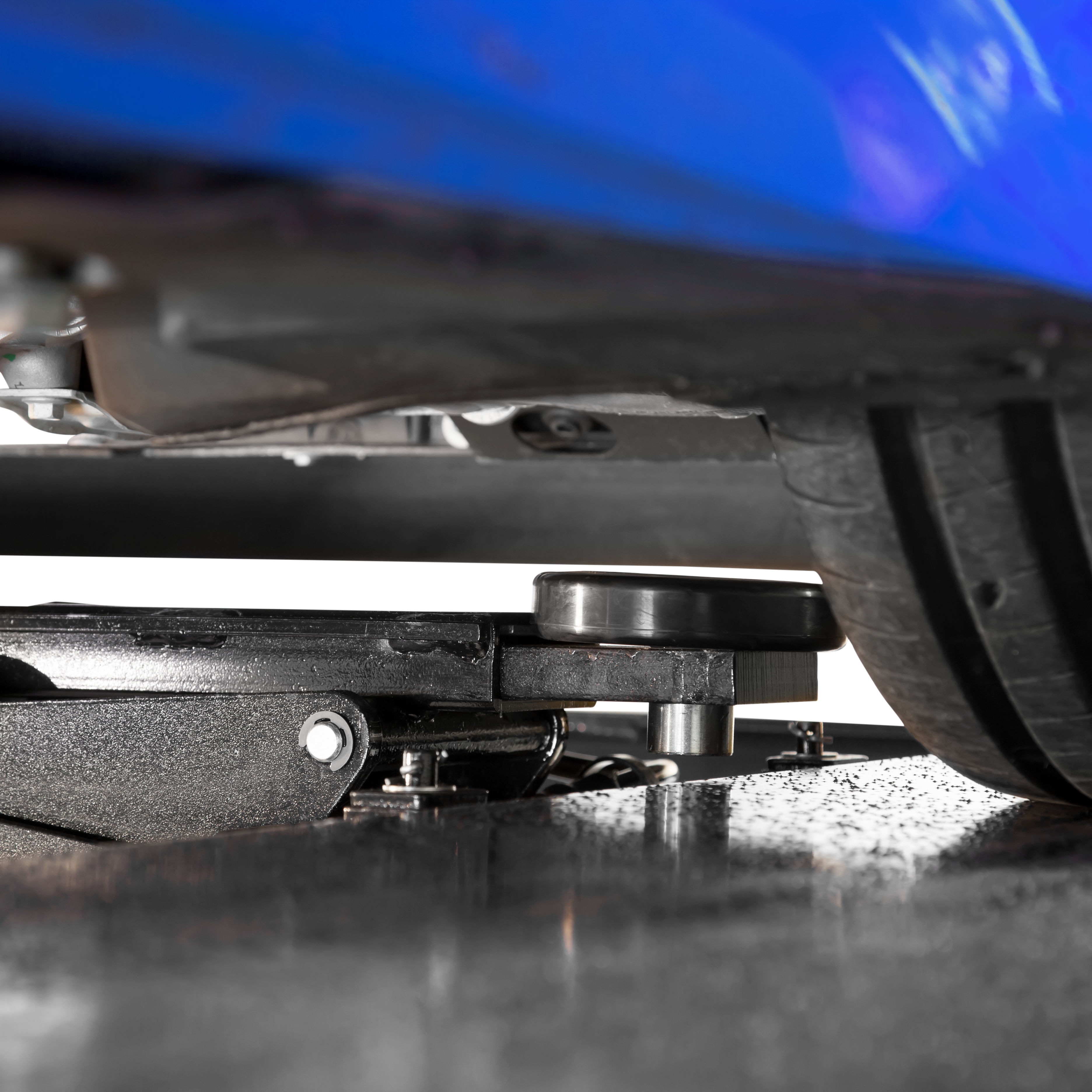 Built for Compatible 14,000-lb. and Higher Four-Post Lifts
