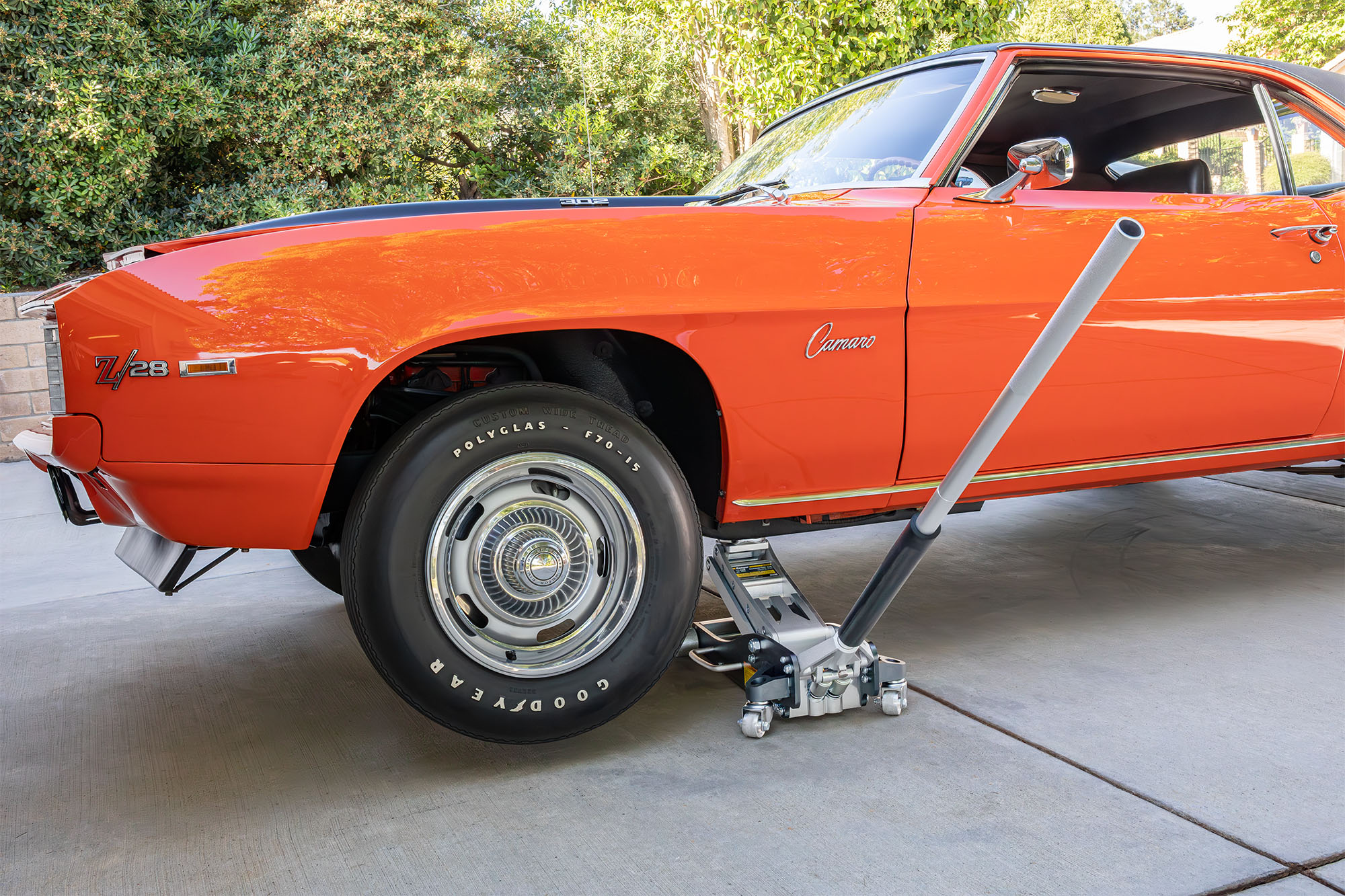 2-Ton Aluminum Racing Jack with Heavy-Duty Capability