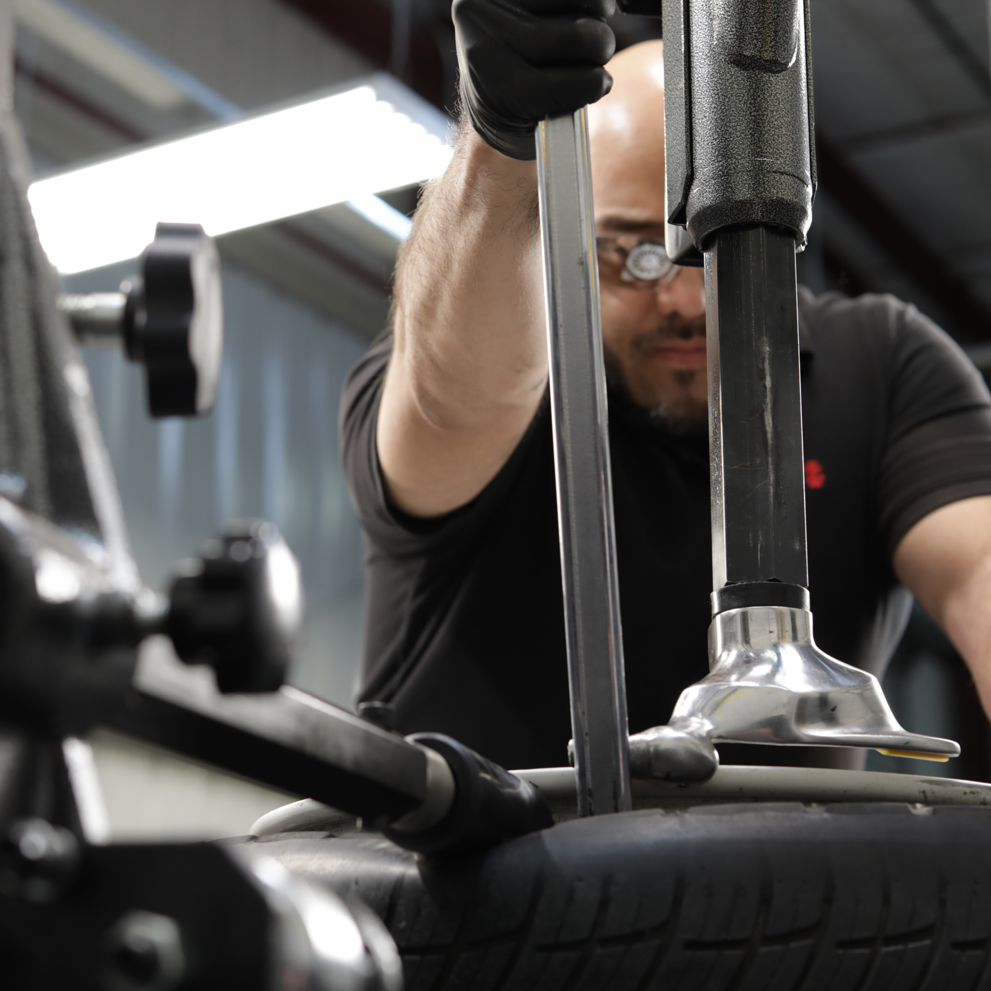 R80EX Tire Changing Power