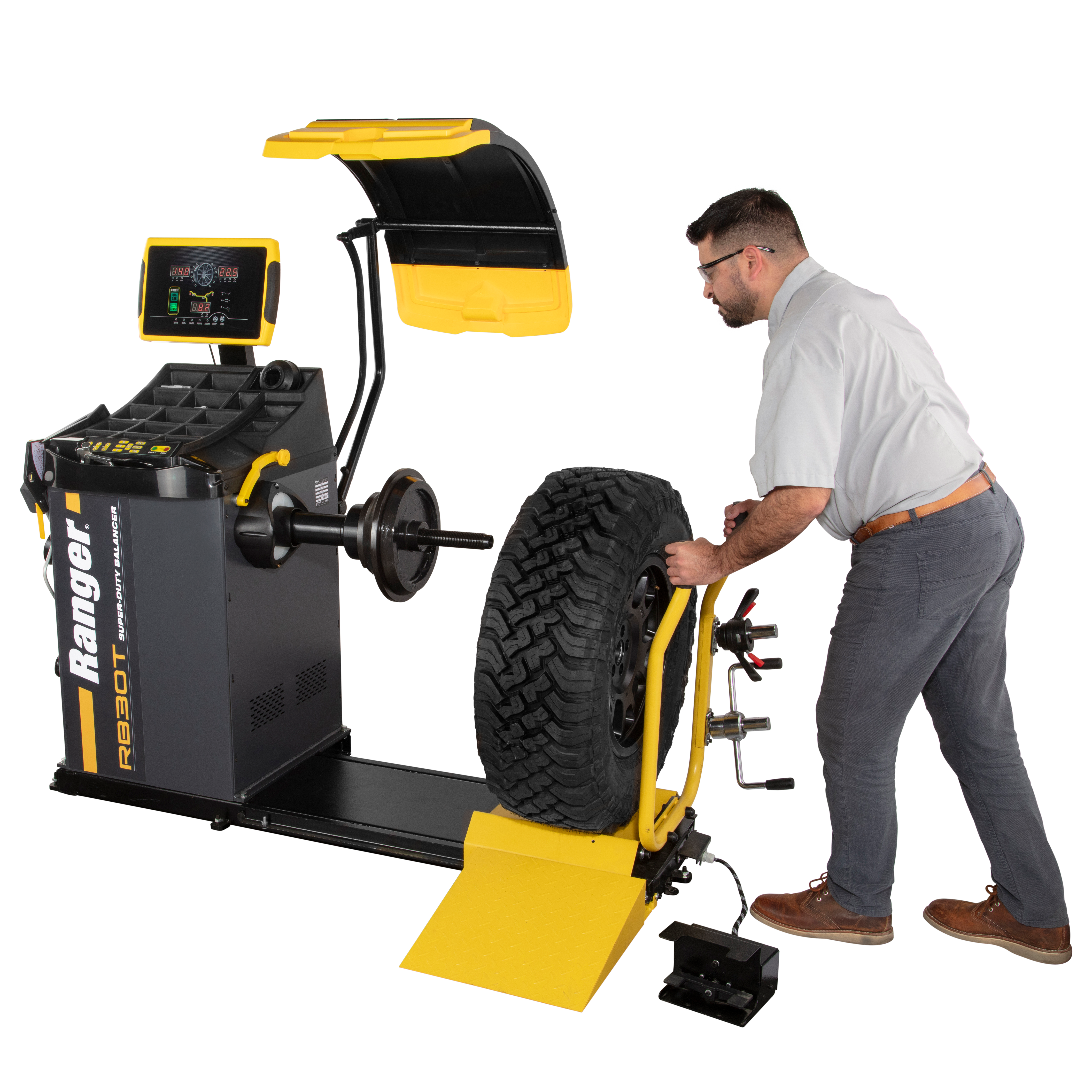 Built to Handle Heavy Wheels Without Beating Up Technicians