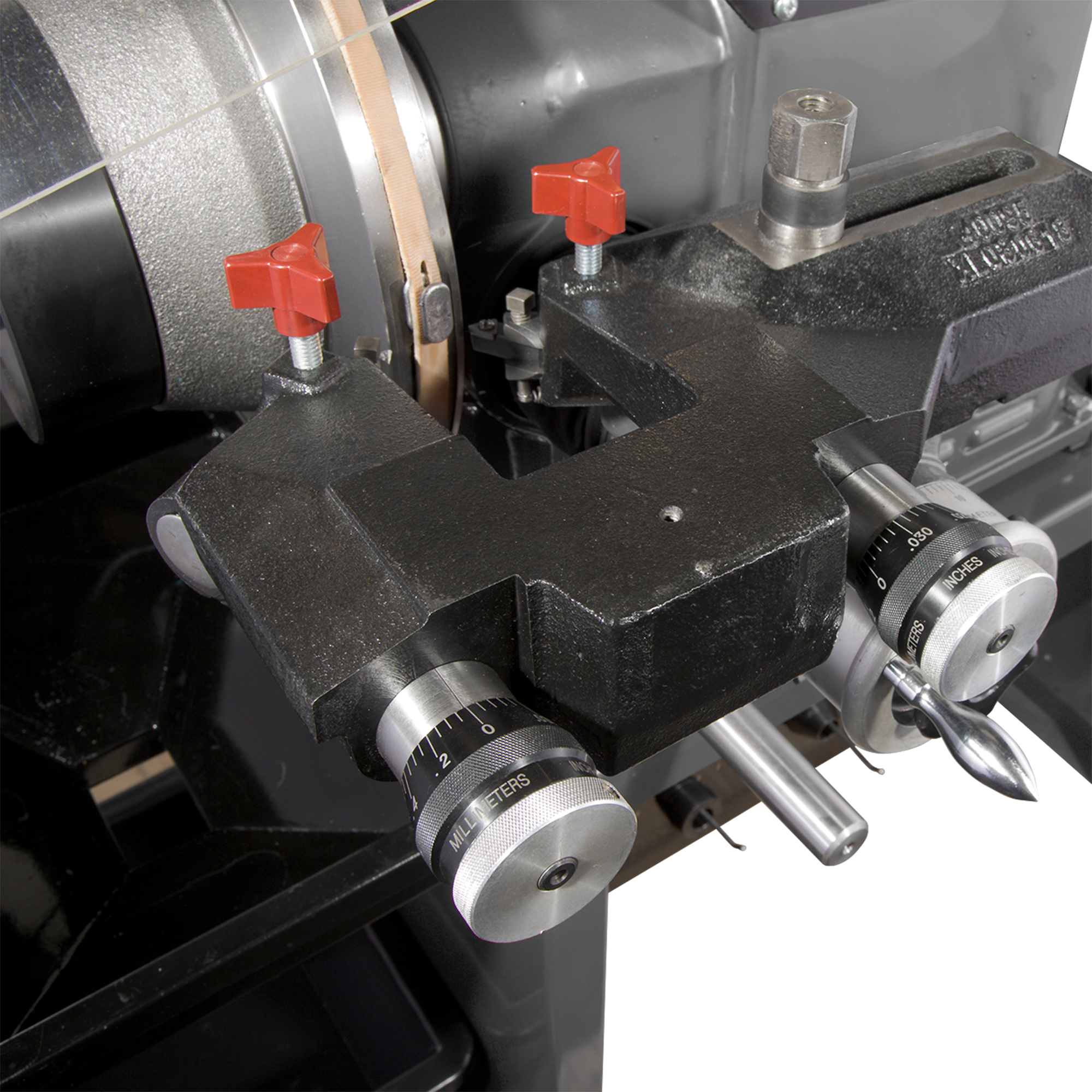 Servo-Controlled Cutting with Variable Feed Rates