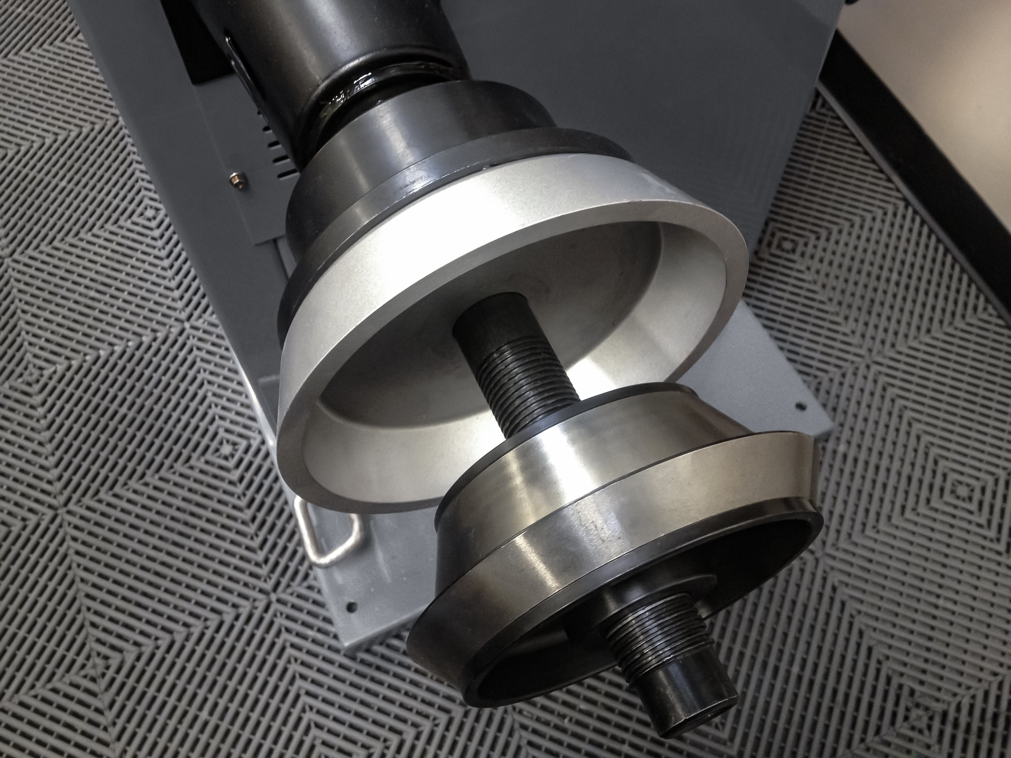 Double-Sided Cone for Medium and Heavy-Duty Truck Wheels