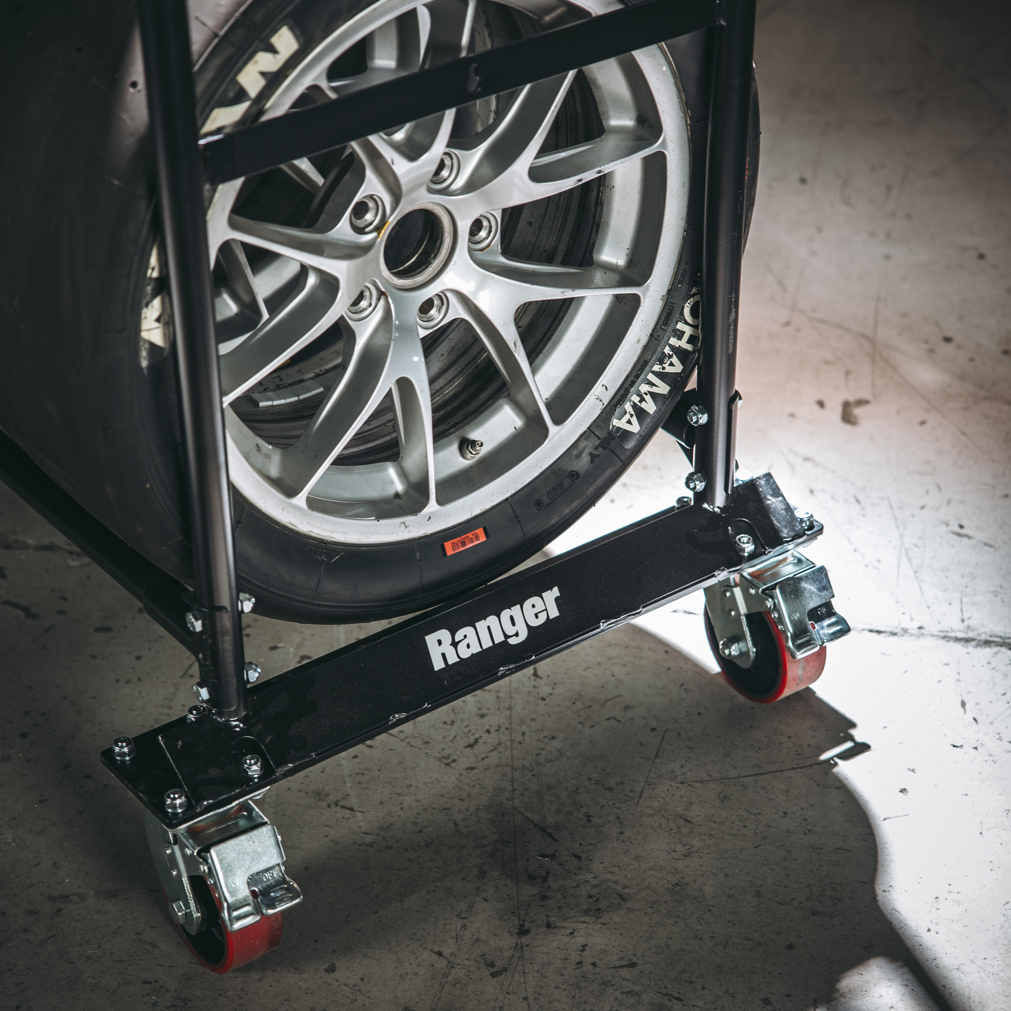 Adjustable Tire Rack Design for Multiple Tire Sizes